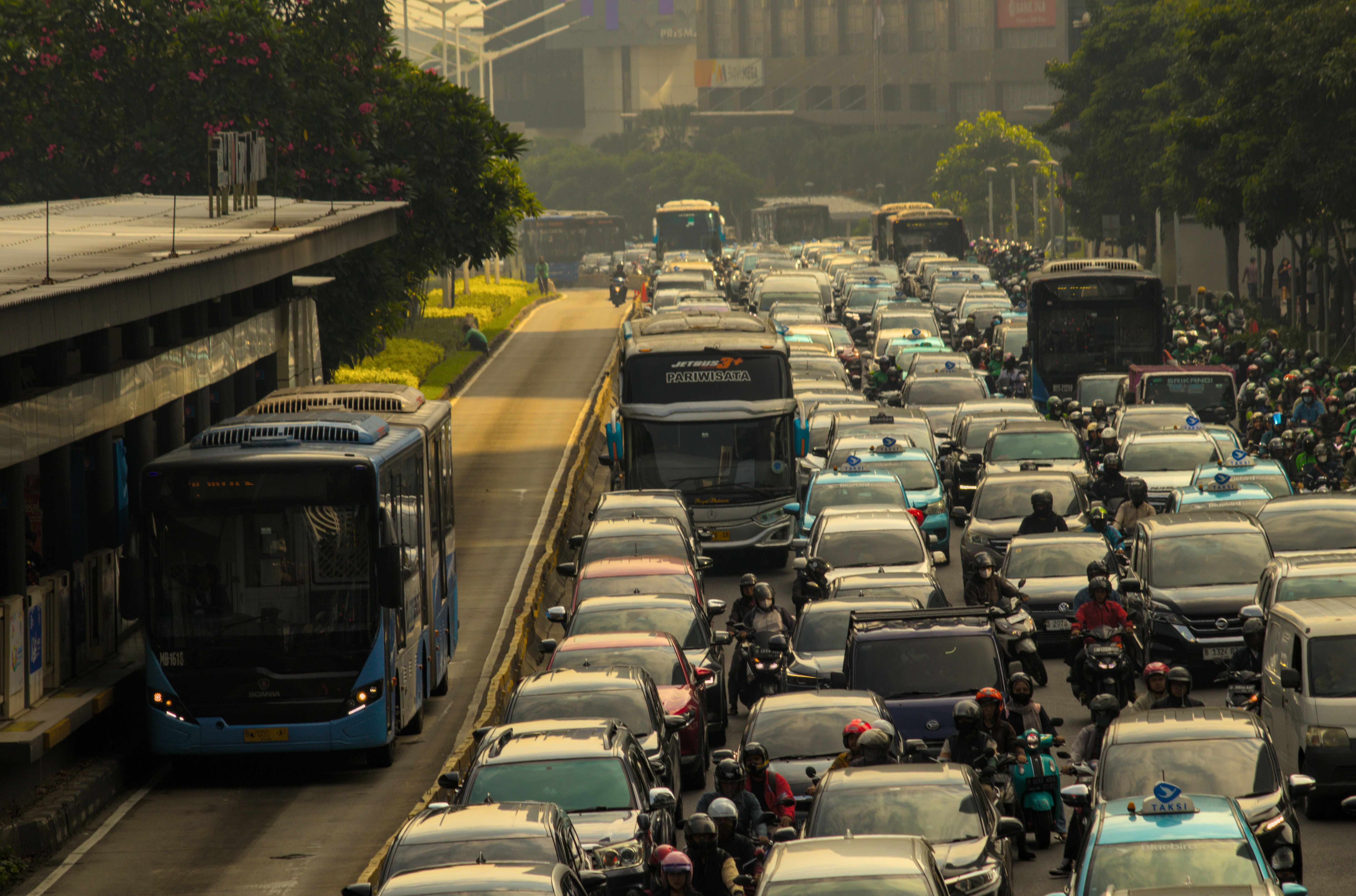 Pajak Hijau untuk Langit Biru