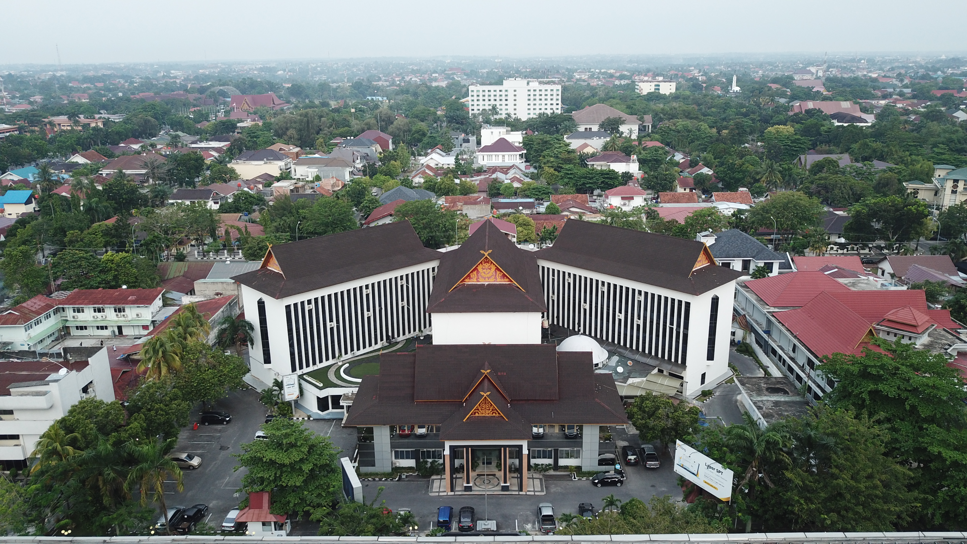 Runtuhnya Tembok Kami